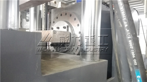 臥式油壓機(jī)工作臺(tái)